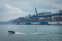 توقیف یک کشتی چینی به مقصد ایران توسط ارتش آمریکا