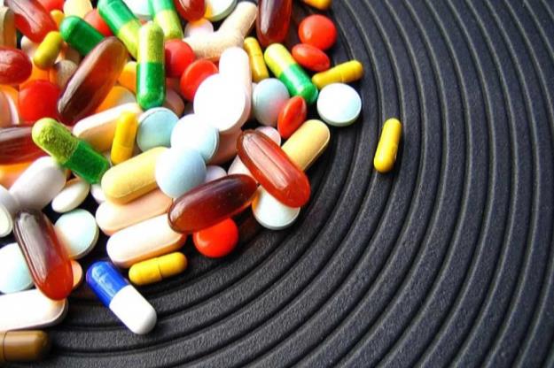 افزایش شدید قیمت داروهای وارداتی در پی حذف ارز ترجیحی!