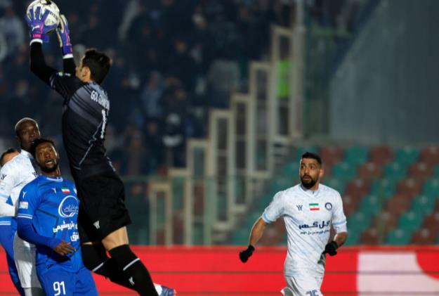 مشهد میزبان دیدار استقلال و گل‌گهر شد