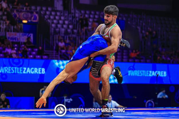  نابغه ۲۲ ساله کشتی ایران قدرتمندترین فرنگی‌کار جهان شد