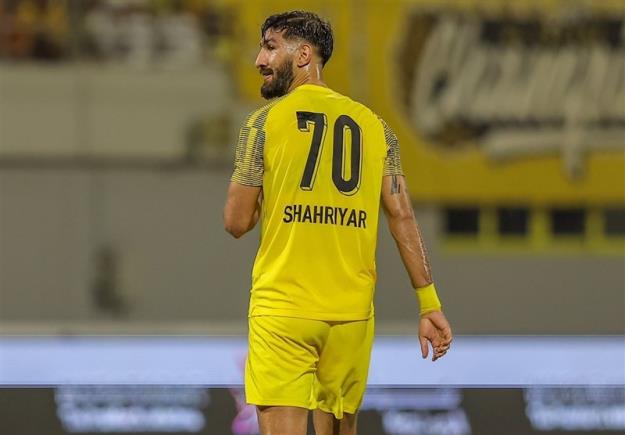 پرسپولیس قید مغانلو را زد/ شهریار نزدیک به تراکتور 