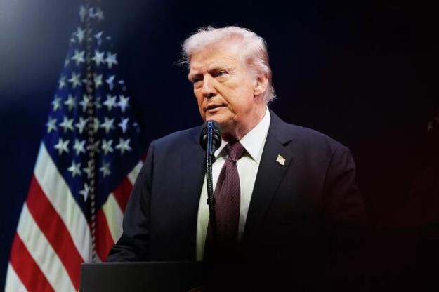 ممکن است علیه هرکشوری که با برنامه‌ها درباره گرینلند مخالفت کند، تعرفه وضع کنم