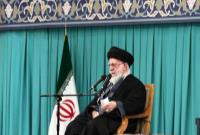 رهبر انقلاب: وضع اقتصادی، وضع خوبی نیست و معیشت مردم واقعاً مشکل دارد