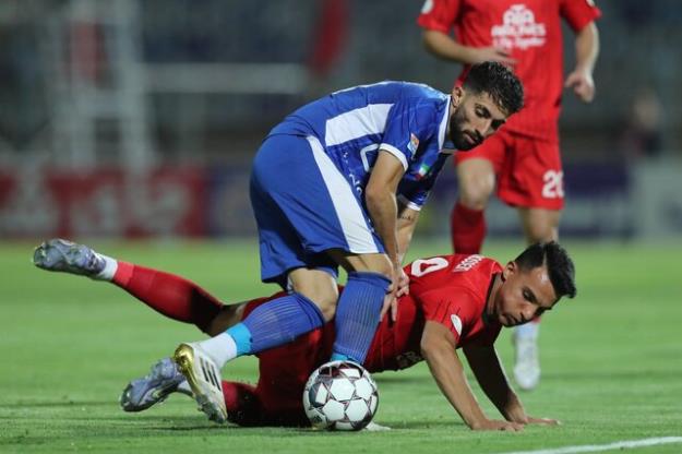  تساوی بی‌هیاهوی استقلال و تراکتور با یک گل آفساید