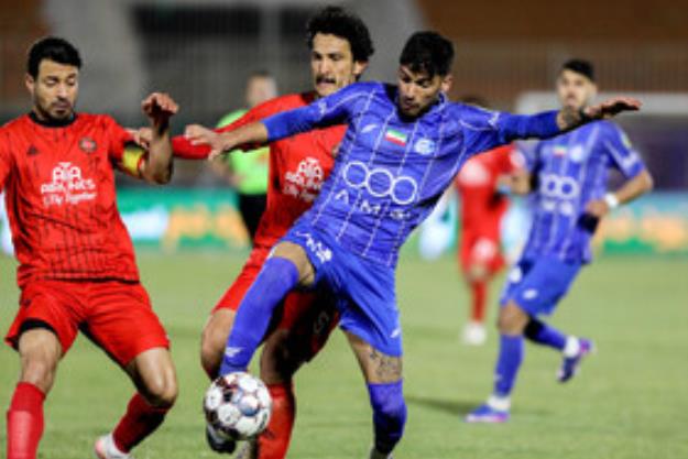  تغییر زمان بازی استقلال مقابل ذوب‌آهن