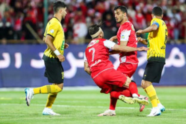  دیدار پرسپولیس و سپاهان در اکباتان 