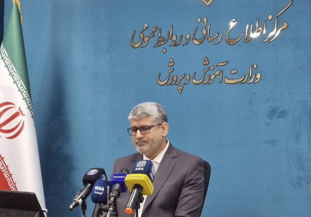 نحوه بررسی صلاحیت معلمان برای رتبه‌بندی/ معلمان بازنشسته هم رتبه‌بندی می‌شوند؟