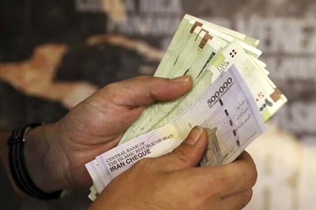 میزان افزایش حقوق کارکنان و بازنشستگان/ افزایش ۳۰ درصدی قیمت سوخت هواپیما