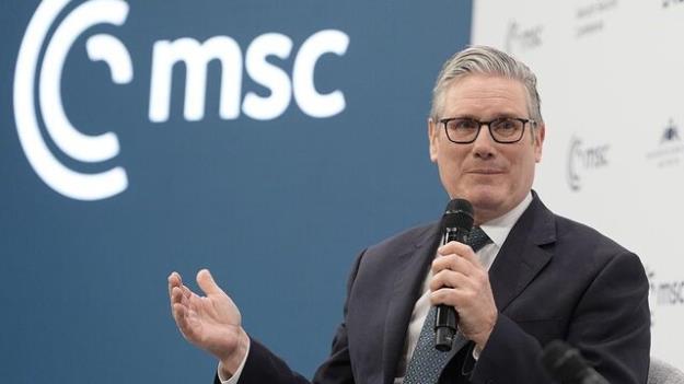  استارمر: اروپا باید بر «قدرت سخت» تکیه کند