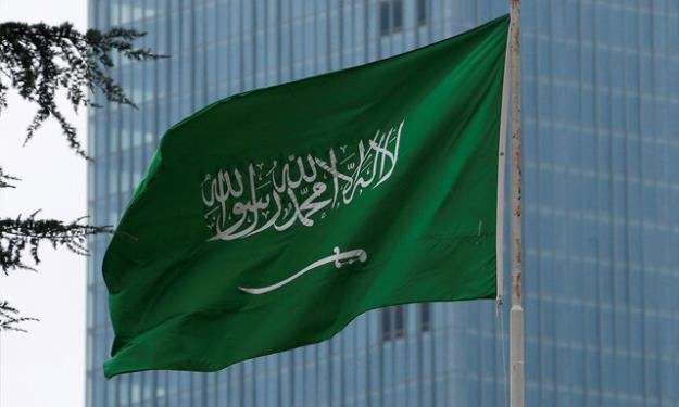  عربستان تولید دو میدان نفتی را کاهش می‌دهد
