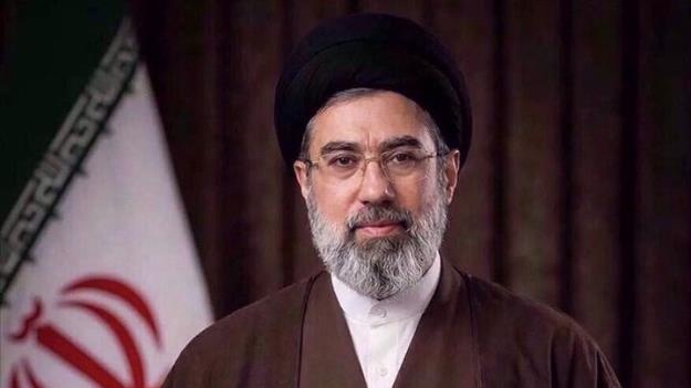 پیام رهبر انقلاب بمناسبت گرامیداشت روز جمهوری اسلامی ایران و روز طبیعت
