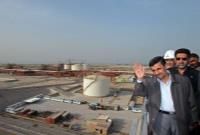  دکتر احمدی نژاد: خواسته کارگران صنعت نفت به حق و قانونی است