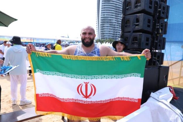 طلای بازی‌های سانیا بر گردن پرتابگر ایران