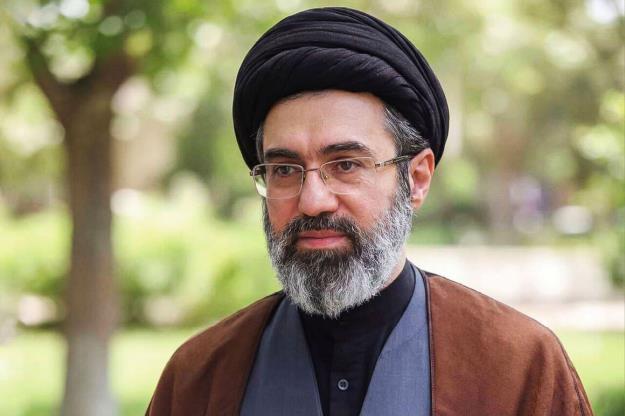  پیام رهبر انقلاب به مناسبت روز کارگر و معلم