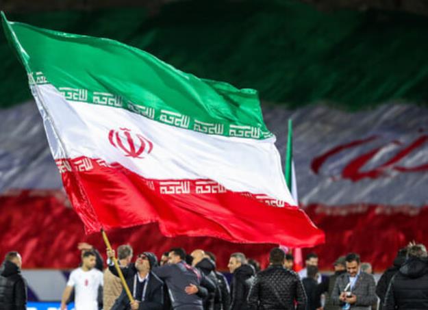 فیفا استفاده از پرچم پیش از انقلاب را در جام جهانی ۲۰۲۶ ممنوع کرد