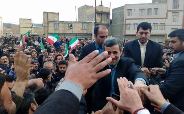 چرا هنوز از دکتر محمود احمدی‌نژاد می‌ترسند؟