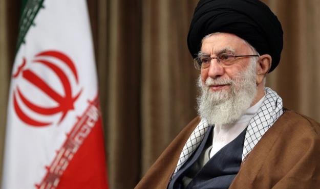 متن کامل پیام رهبر انقلاب به ملت‌های مسلمان به‌مناسبت فرار رسیدن موسم حج