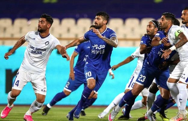  جام حذفی فوتبال، استقلال - گل گهر؛ رزم ژنرال با سرباز سابق در آزادی