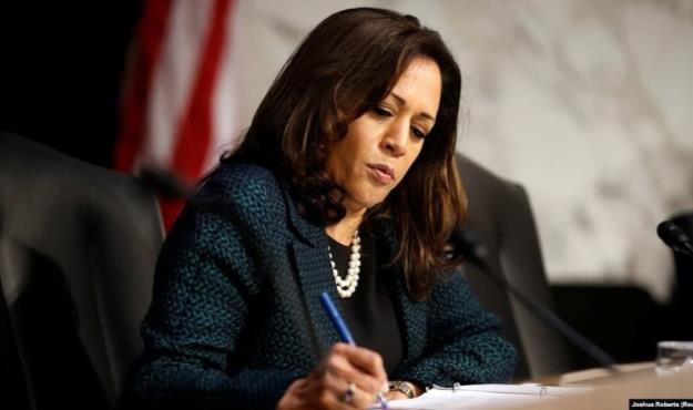  احتمال اخراج کامالا هریس از کاخ سفید