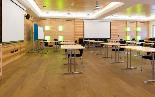  شهریه‌های گران در مدارس مسئولان رونق دارد