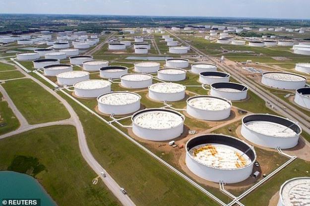 آمریکا ۵۰ میلیون بشکه نفت خام ذخیره خود را به بازار عرضه می‌کند