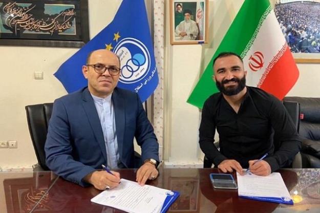 شروع نقل و انتقالات استقلال با تمدید قرارداد داریوش شجاعیان