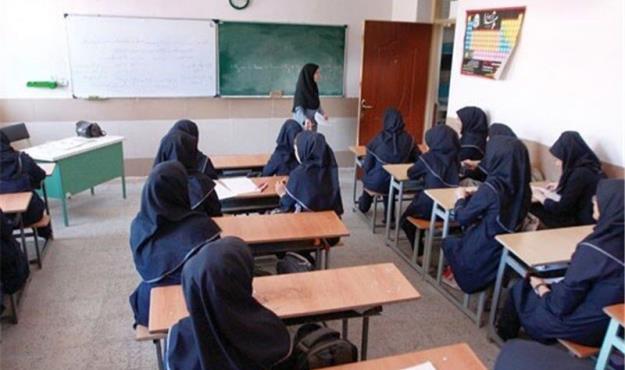 حداقل دریافتی معلمان در طرح رتبه بندی ۸ میلیون تومان خواهد بود