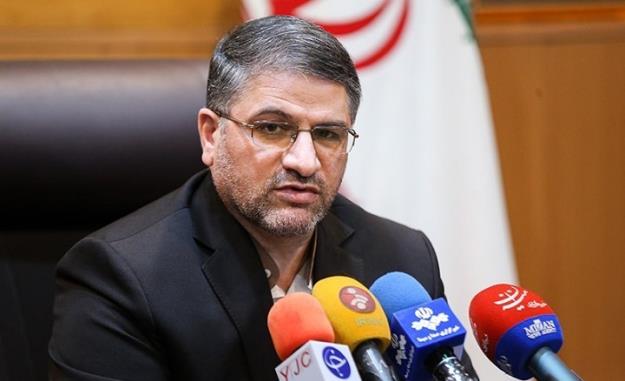 اخذ نمونه D.N.A از جسد قاضی منصوری/ علت فوت یک ماه دیگر مشخص می‌شود