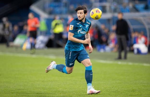 لیون مبلغ پیشنهادی به آزمون را افزایش داد