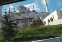 حضور دکتر احمدی نژاد در نمازجمعه شهر استانبول در مسجد چاملیجا/ ۱