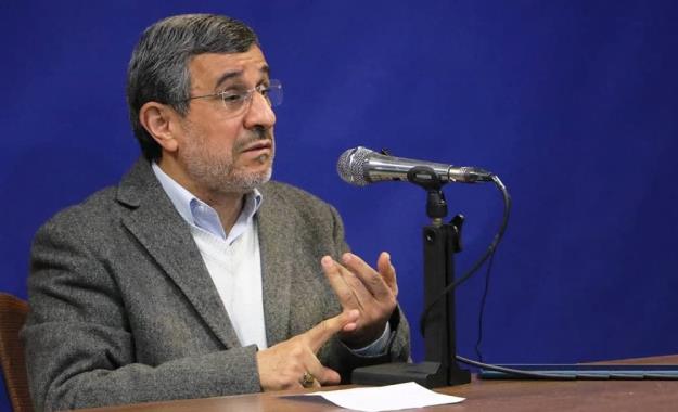  انتقاد دکتر احمدی‌نژاد از اخراج دکتر فاضلی، اباذری، امیدی و برخی استادان دانشگاه و معلمان + فیلم