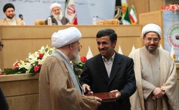  پیام تسلیت دکتر احمدی‌نژاد به مناسبت درگذشت آیت‌الله تسخیری