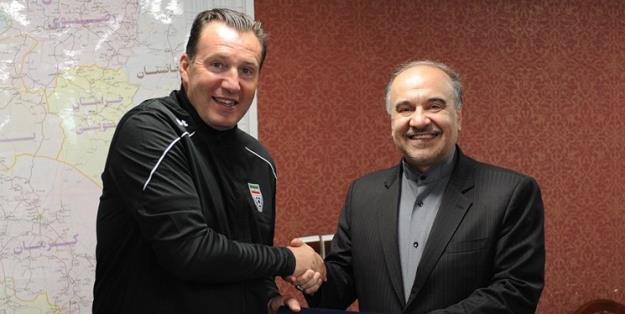 شکایت نمایندگان از وزیر ورزش و فدراسیون فوتبال 