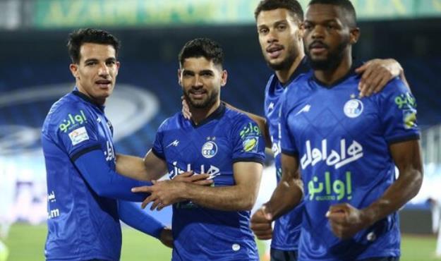 واکنش تند باشگاه استقلال به ذوبی‌ها؛ ظرفیت خود را بالا ببرید!