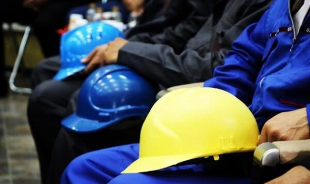 کارگران و بازنشستگان ناامید از دریافت وام ۱۰۰میلیون تومانی