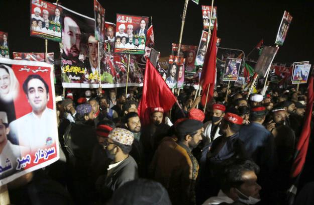  راهپیمایی بزرگ اپوزیسیون پاکستان با هدف برکناری عمران خان