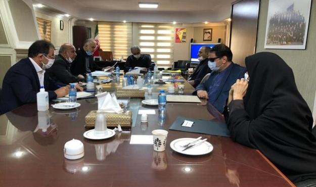 بازگشت «سقف» به قرارداد فوتبالیست‌ها/ همه چیز باید با «ریال» باشد