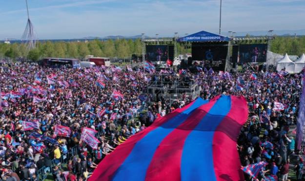  جشن قهرمانی در دریای سیاه+تصاویر 