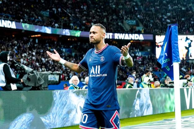 نیمار: در پاریس می‌مانم/ از ماندن امباپه خوشحالم