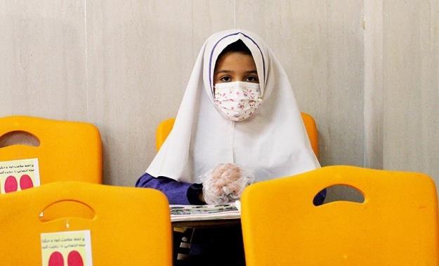۱۵ شهریور فقط دانش‌آموزان کلاس اول و دوم به مدرسه می‌روند
