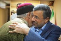دکتر احمدی نژاد در دیدار با محمد تیجانی: مرزبندی بین انسانها کار شیطان است