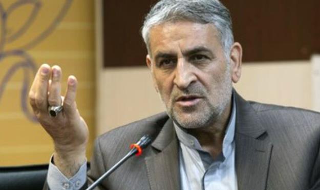 آقای احمدی نژاد در زمان ساخت مسکن مهر خودش مستقیم وارد می شد