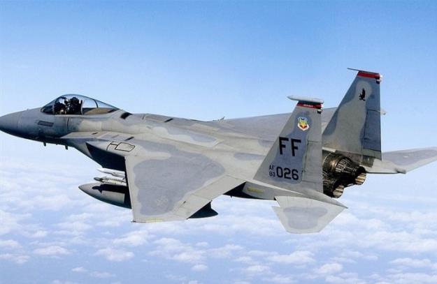 اذعان واشنگتن به فعال شدن آژیر تصادم هوایی در جنگنده آمریکایی