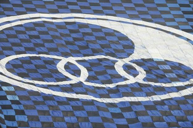 پنجره استقلال به علت طلب میلیج بسته شد