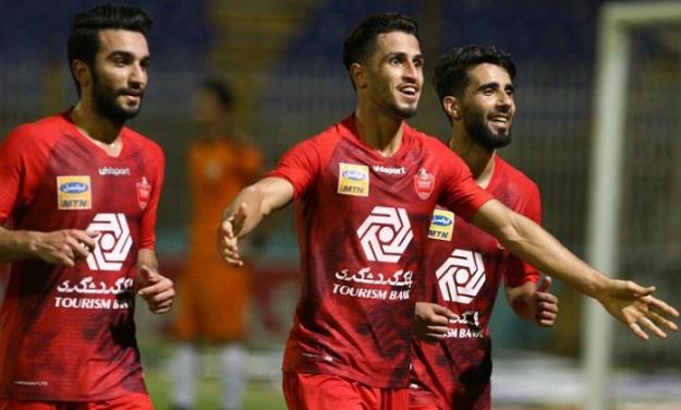 قهرمانی پرسپولیس روی سکوی نفتی