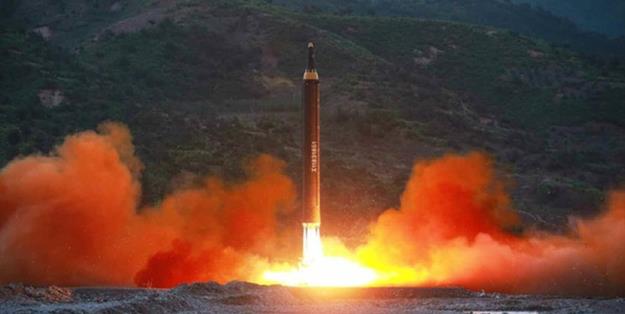  تنش در شرق آسیا/ کره شمالی دوباره موشک بالستیک شلیک کرد 