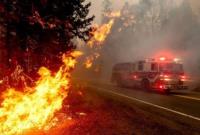 محاصره شدن ده‌ها تن در آتش مهیب کالیفرنیا 