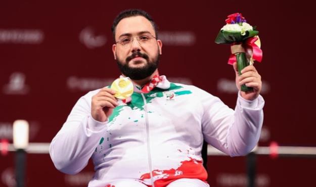مدال طلا به رستمی رسید 