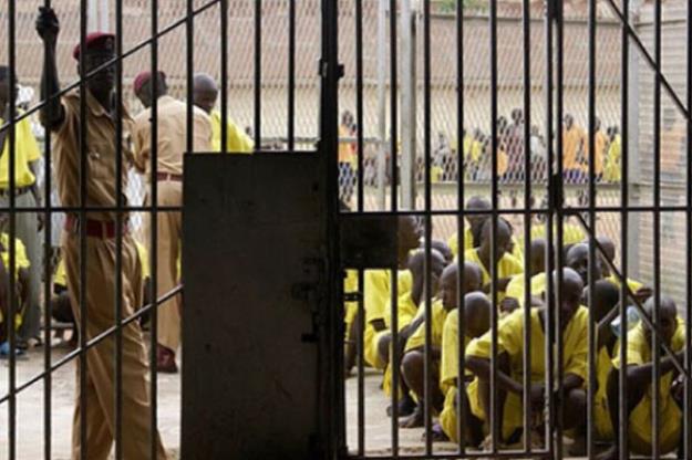 فرار ۲۱۹ زندانی مسلح از زندانی در اوگاندا