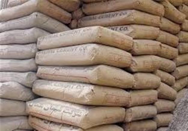  رونق بازار سیاه سیمان به علت قیمت‌گذاری غیرمنطقی 